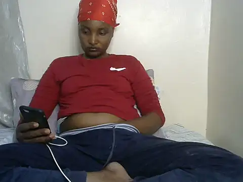 Snapshot of StacyGee24 chatting on November 12, 2025, 7:35 pm StacyGee24 online show from November 12, 2025, 7:35 pm