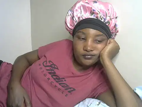 Snapshot of StacyGee24 chatting on December 4, 2025, 9:40 am StacyGee24 online show from December 4, 2025, 9:40 am