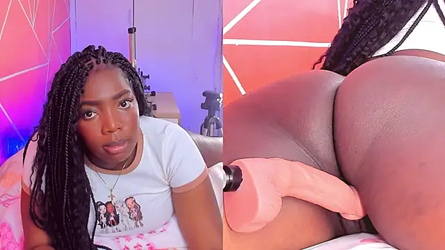 zoeethompson cm online show from November 4, 2025, 11:09 am