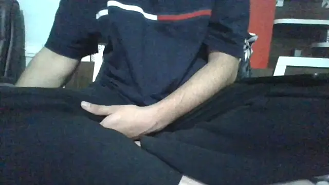 lovehalf08 online show from January 4, 2025, 5:58 pm