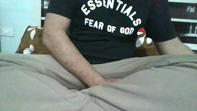 lovehalf08 online show from February 7, 2025, 5:07 pm