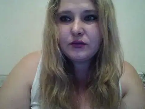 ParisMimi online show from November 24, 2025, 9:25 pm