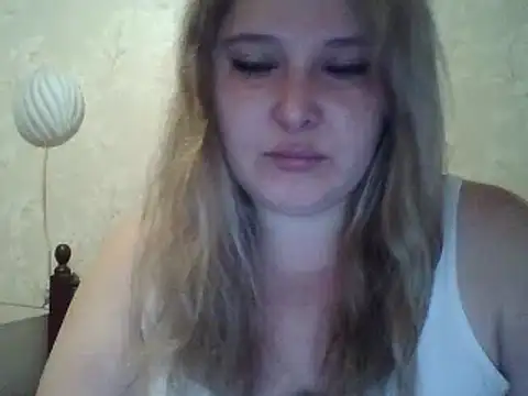 ParisMimi online show from December 14, 2025, 7:25 am