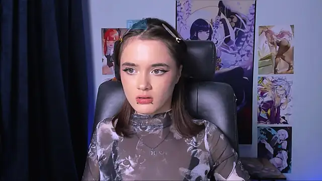 Snapshot of liana_kisses chatting on December 5, 2024, 2:20 am liana kisses online show from December 5, 2024, 2:20 am