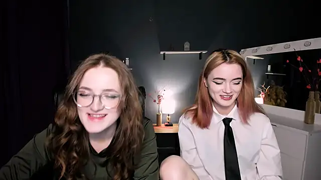 Snapshot of liana_kisses chatting on March 22, 2025, 8:15 pm liana kisses online show from March 22, 2025, 8:15 pm