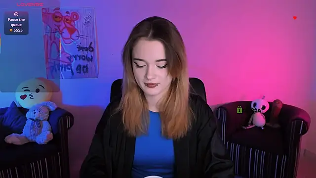 liana kisses online show from January 5, 2026, 8:01 pm