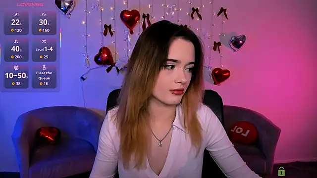 liana kisses online show from March 3, 2026, 8:04 pm