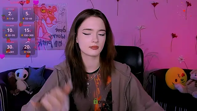 liana kisses online show from March 25, 2026, 8:37 pm