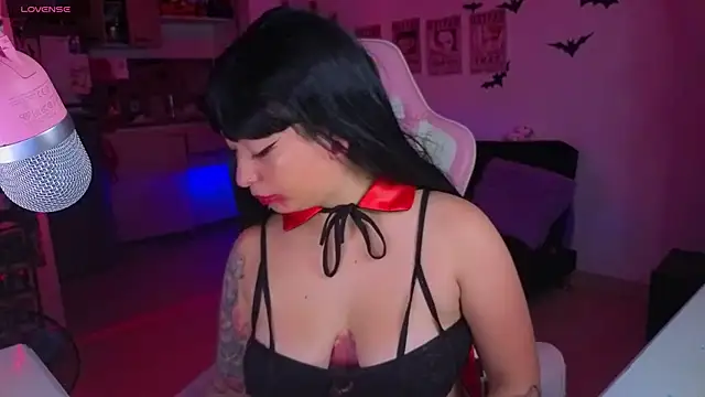 FernandaOrtegaaa online show from November 1, 2025, 12:45 am