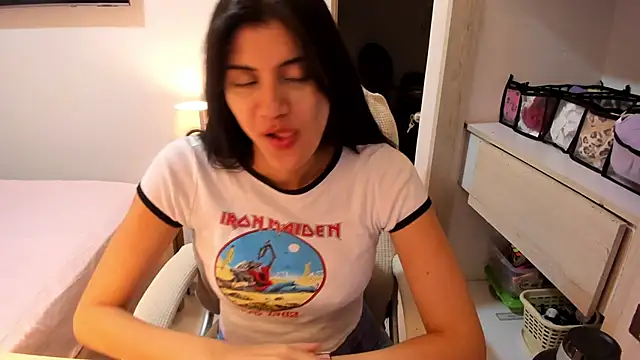 misstoya online show from October 2, 2025, 5:36 am