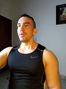 Snapshot of jhay-crux chatting on November 18, 2025, 10:36 pm jhay-crux online show from November 18, 2025, 10:36 pm