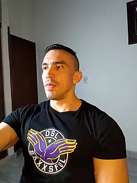 Snapshot of jhay-crux chatting on December 15, 2025, 10:25 pm jhay-crux online show from December 15, 2025, 10:25 pm