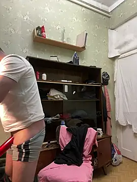 Snapshot of Ariel_Ari chatting on February 23, 2025, 3:18 pm Ariel Ari online show from February 23, 2025, 3:18 pm