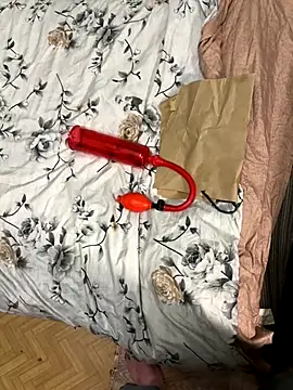 Snapshot of Ariel_Ari chatting on September 14, 2025, 11:26 pm Ariel Ari online show from September 14, 2025, 11:26 pm