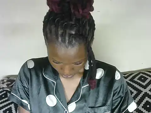 Snapshot of Pretty-emmie chatting on January 27, 2025, 8:28 pm Pretty-emmie online show from January 27, 2025, 8:28 pm
