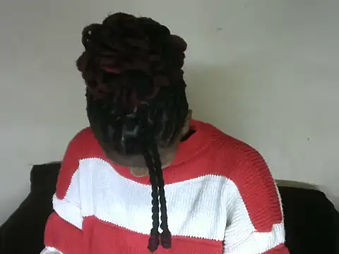 Snapshot of Pretty-emmie chatting on February 5, 2025, 2:37 pm Pretty-emmie online show from February 5, 2025, 2:37 pm