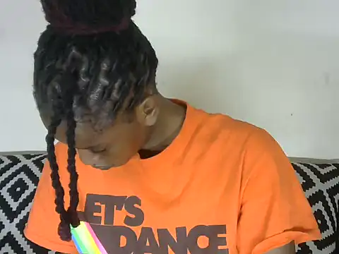 Snapshot of Pretty-emmie chatting on March 6, 2025, 8:16 pm Pretty-emmie online show from March 6, 2025, 8:16 pm