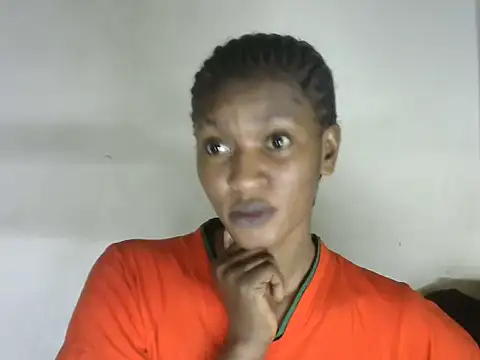 Snapshot of Pretty-emmie chatting on September 10, 2025, 6:35 am Pretty-emmie online show from September 10, 2025, 6:35 am