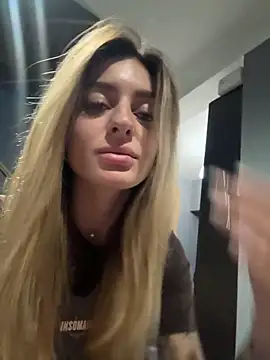 Jasmine urPrincess online show from November 13, 2025, 5:17 am