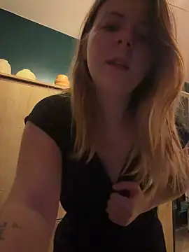 Nina blain online show from February 14, 2026, 5:48 am