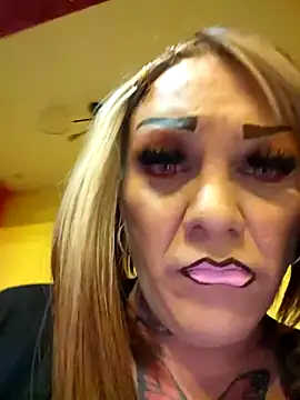 zayury88 online show from April 11, 2026, 10:41 am