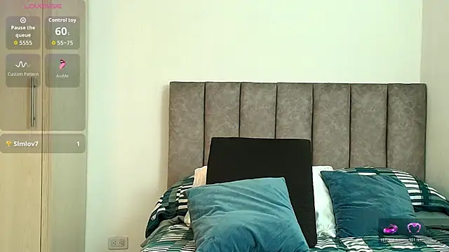 karina lewis  online show from March 12, 2026, 4:40 am