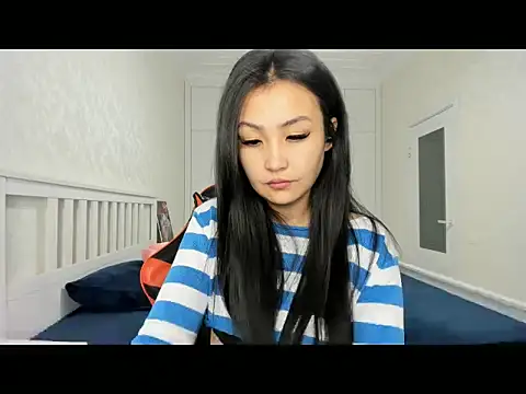 Missykitty01 online show from October 23, 2025, 12:10 am