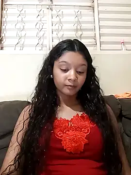 Snapshot of heleny901 chatting on February 12, 2025, 10:04 pm heleny901 online show from February 12, 2025, 10:04 pm