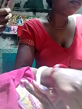 Snapshot of DARK_WINE_ chatting on March 21, 2025, 11:44 am DARK WINE online show from March 21, 2025, 11:44 am