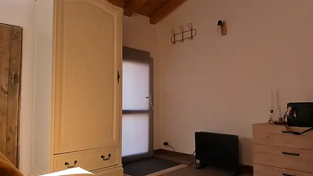 Evademarville online show from March 6, 2025, 9:58 am