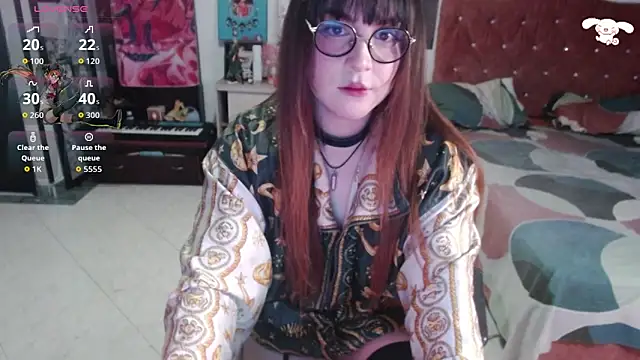 Snapshot of Avril2001 chatting on October 3, 2025, 2:30 am Avril2001 online show from October 3, 2025, 2:30 am