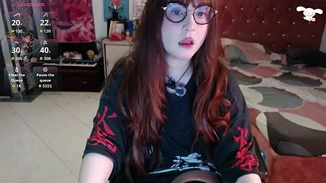 Avril2001 online show from April 9, 2026, 2:33 am