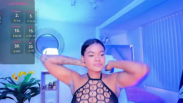 madisson davon online show from December 21, 2024, 1:42 pm