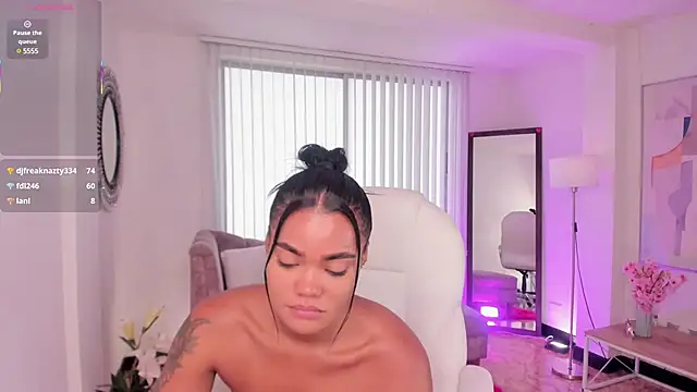 madisson davon online show from March 20, 2025, 4:42 pm