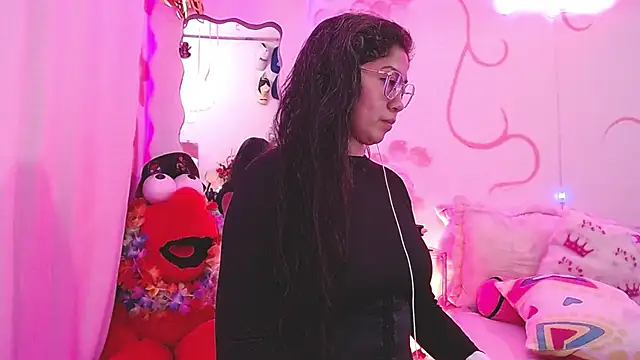 dainaflowers online show from February 21, 2026, 4:24 am