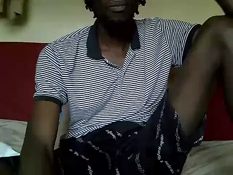 Snapshot of Delicious-D chatting on October 31, 2025, 12:17 pm Delicious-D online show from October 31, 2025, 12:17 pm