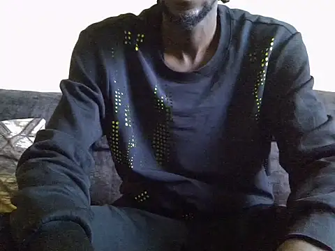 Snapshot of Delicious-D chatting on November 30, 2025, 5:00 am Delicious-D online show from November 30, 2025, 5:00 am