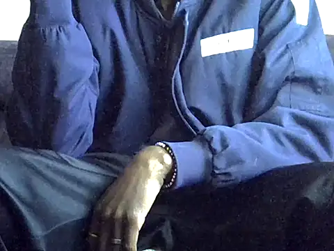 Snapshot of Delicious-D chatting on December 5, 2025, 8:34 am Delicious-D online show from December 5, 2025, 8:34 am