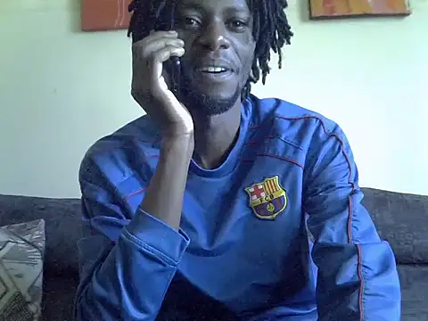 Snapshot of Delicious-D chatting on December 18, 2025, 7:47 am Delicious-D online show from December 18, 2025, 7:47 am