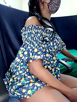 Midnight Blossom online show from March 21, 2025, 9:23 pm