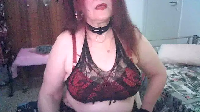 Snapshot of SabrinaXlovess chatting on May 24, 2026, 4:45 pm SabrinaXlovess online show from May 24, 2026, 4:45 pm