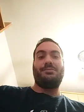 skrigul12 online show from March 14, 2025, 1:57 pm