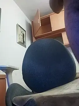 skrigul12 online show from November 2, 2025, 6:38 am