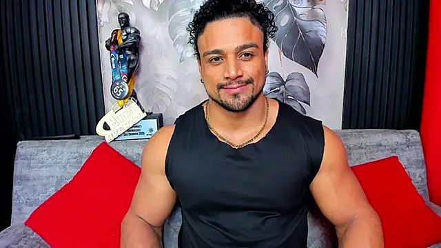 Snapshot of MikeEstevess chatting on January 7, 2026, 9:12 am MikeEstevess online show from January 7, 2026, 9:12 am