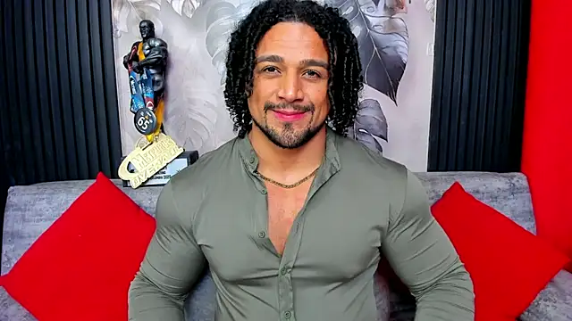 Snapshot of MikeEstevess chatting on January 11, 2026, 12:10 pm MikeEstevess online show from January 11, 2026, 12:10 pm