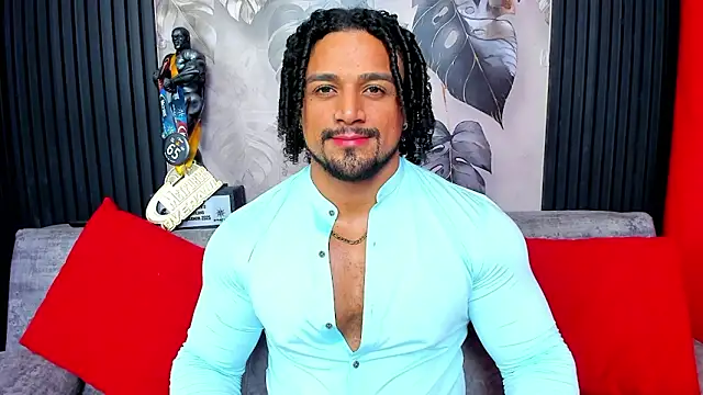 Snapshot of MikeEstevess chatting on January 17, 2026, 4:39 am MikeEstevess online show from January 17, 2026, 4:39 am