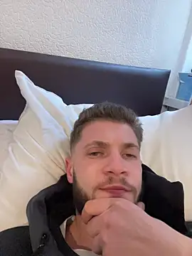 jimmyy  online show from February 1, 2026, 2:15 pm