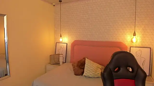 Snapshot of Kittytimberlake chatting on October 24, 2025, 12:12 pm Kittytimberlake online show from October 24, 2025, 12:12 pm