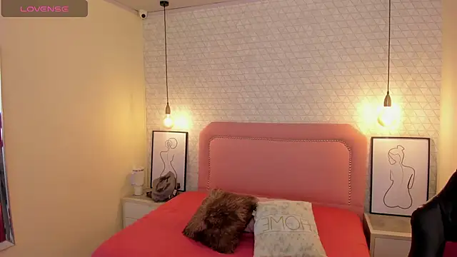 Snapshot of Kittytimberlake chatting on November 4, 2025, 12:04 pm Kittytimberlake online show from November 4, 2025, 12:04 pm