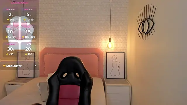 Kittytimberlake online show from November 13, 2025, 12:37 pm